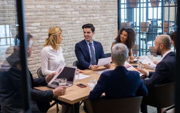 Saiba como se destacar no mercado de trabalho