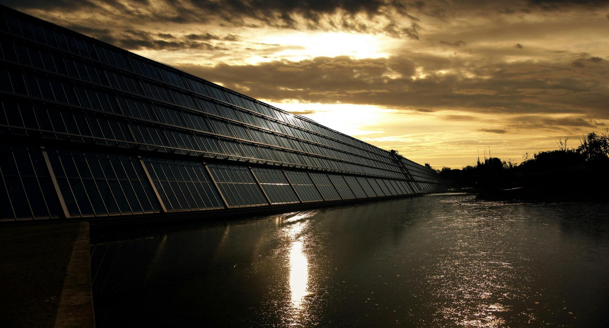 Como Empreender em Energia Solar: Guia para Negócios Lucrativos e Sustentáveis