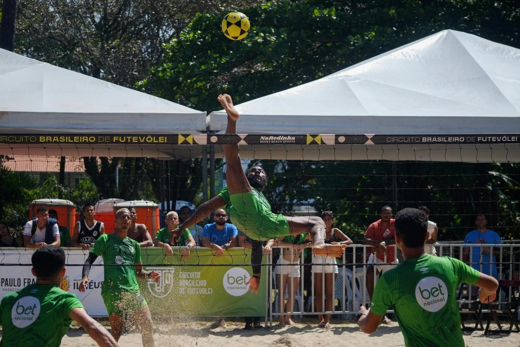 Como transformar sua paixão por futebol em um negócio rentável de apostas esportivas