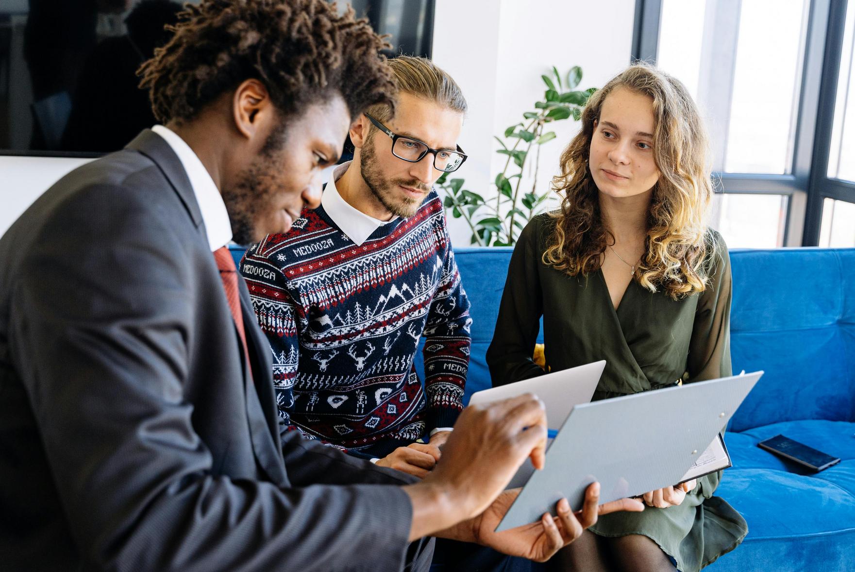 Consultoria jurídica para startups: assegurando direitos trabalhistas e inovação nos negócios