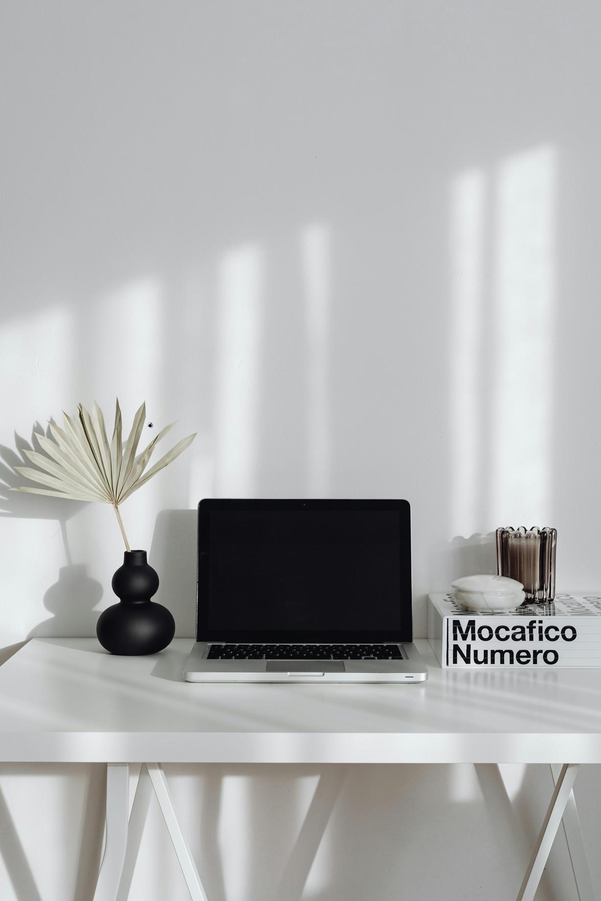 Ambientes Criativos: Dicas para Transformar seu Escritório em um Espaço de Trabalho Inspirador e Produtivo
