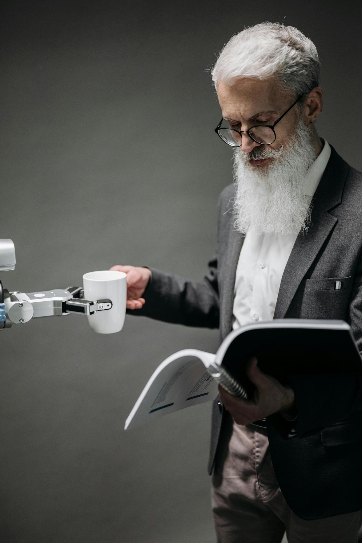 Desenvolvimento Profissional na Era da Inteligência Artificial: Habilidades Futuras para Carreiras em Tecnologia