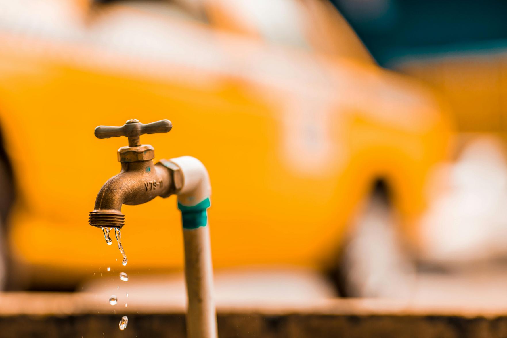 Identificando e Solucionando Vazamentos de Água em Casa: Dicas Práticas para Reduzir Desperdícios e Melhorar Seu Ambiente