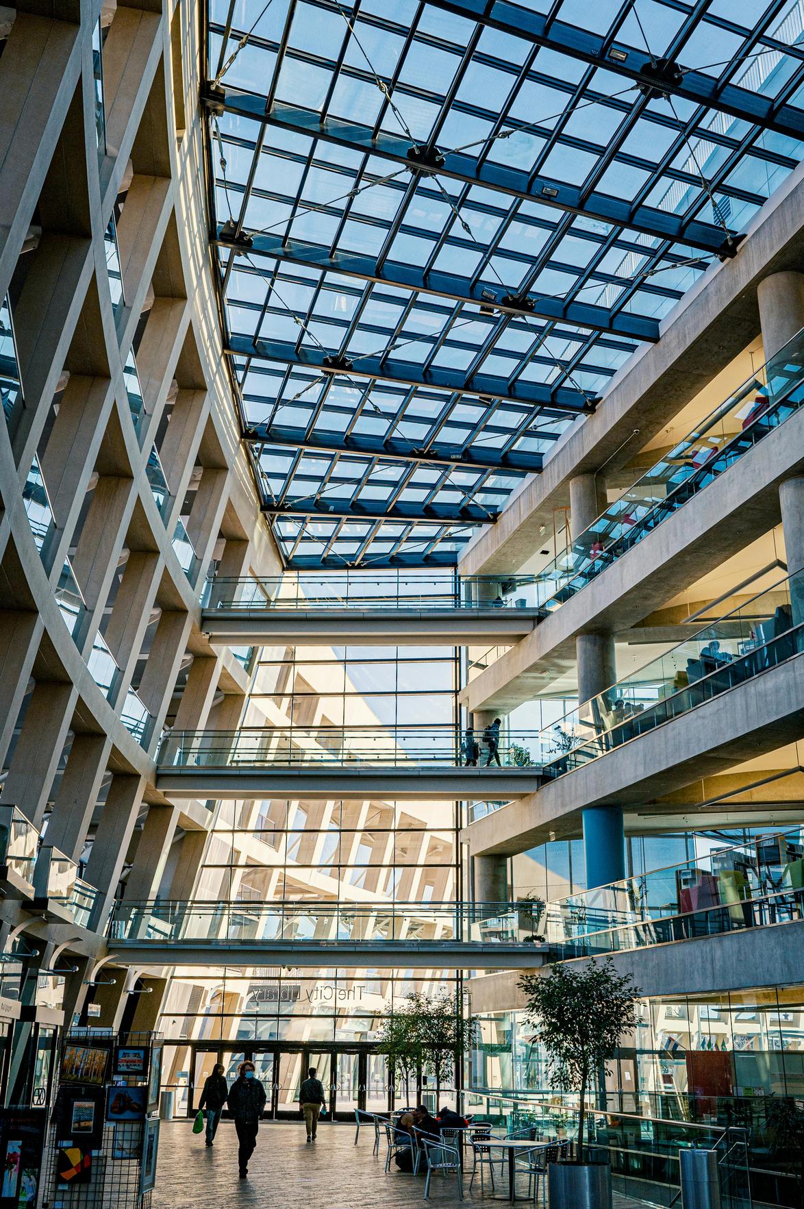Transformação de Espaços Comerciais com Design Contemporâneo em Ribeirão Preto